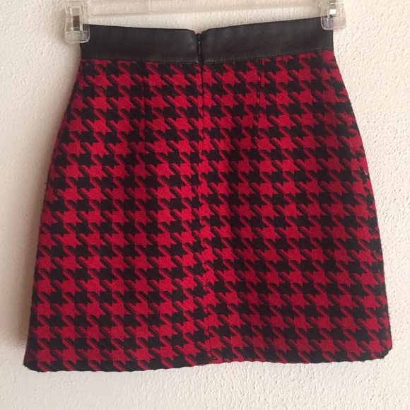 River Island Skirt - Picture 2 of 2